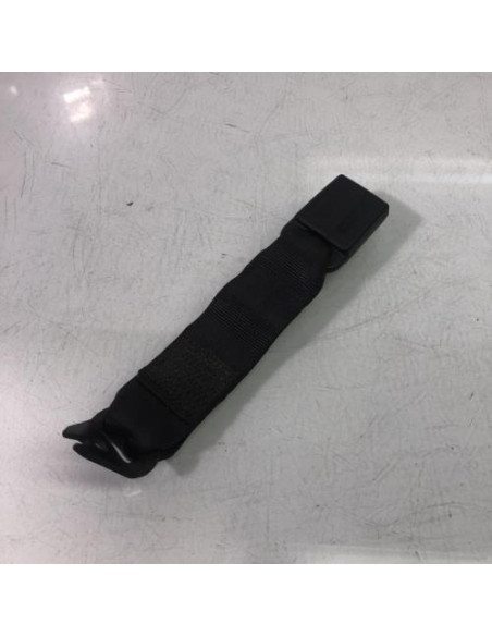 Attache ceinture arriere centrale BMW SERIE 3 E90 PHASE 1 Diesel