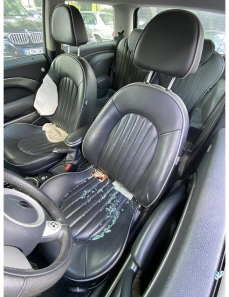 Poignee interieur avant droit MINI MINI 1 R50/R53 PHASE 2 Essence