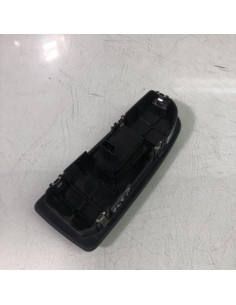 Interrupteur de leve vitre avant droit BMW SERIE 1 E87 PHASE 1 Essence 2