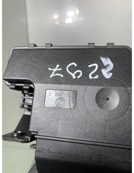 Serrure de coffre BMW SERIE 1 E81 Diesel