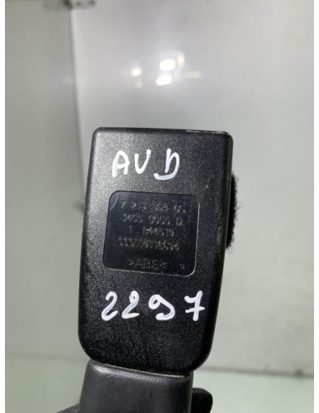 Pretensionneur de ceinture avant droit BMW SERIE 1 E81 Diesel