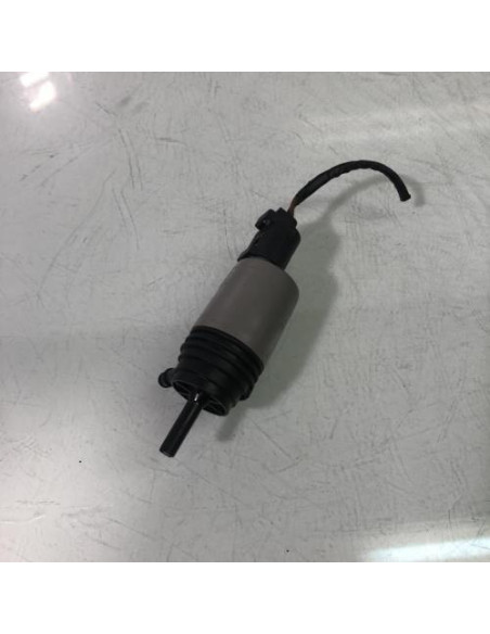 Pompe lave glace arriere BMW SERIE 1 E87 PHASE 1 Essence