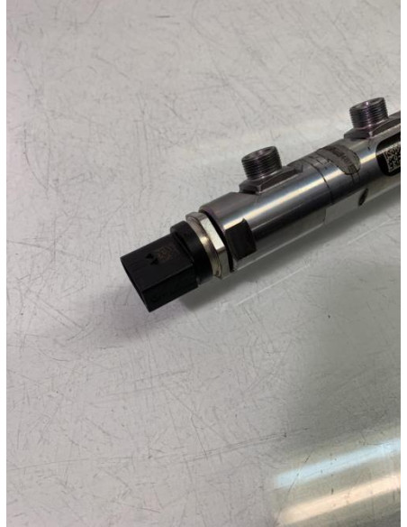 Rampe injection BMW SERIE 3 E90 PHASE 1 