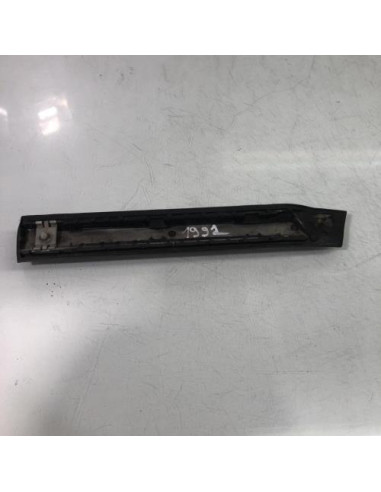 Baguette d'aile arrière droite BMW SERIE 7 E32 