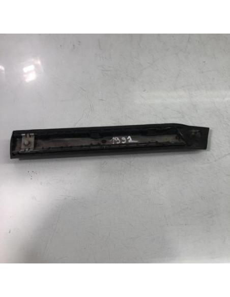 Baguette d'aile arrière droite BMW SERIE 7 E32 