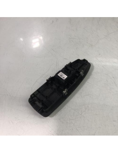Interrupteur de leve vitre avant droit BMW SERIE 1 F20 PHASE 2 Diesel