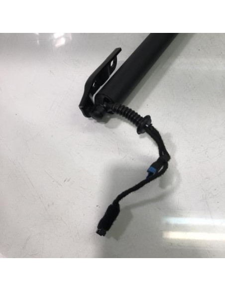 Verin de coffre gauche BMW SERIE 1 F40 Diesel