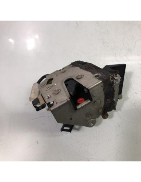 Serrure arriere gauche BMW SERIE 7 E38 Essence