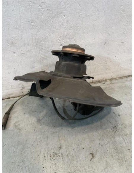 Fusee avant droit BMW SERIE 7 E38 Essence