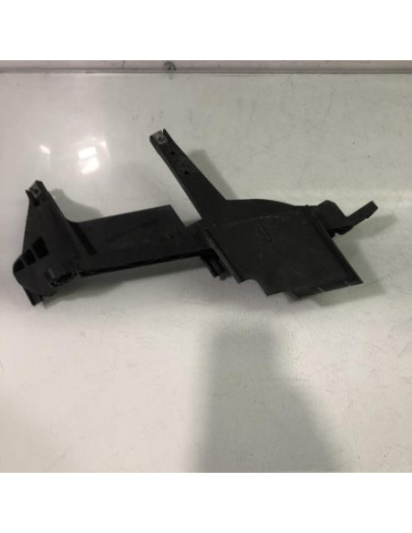 Support de phare gauche (tôle) BMW X3 E83 PHASE 2 Diesel