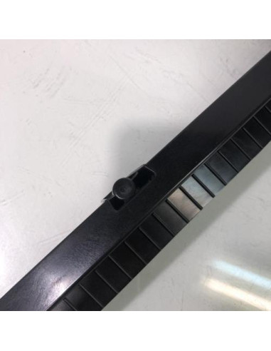 Garniture porte arriere droite MINI MINI 3 F60 COUNTRYMAN PHASE 1 BREAK 