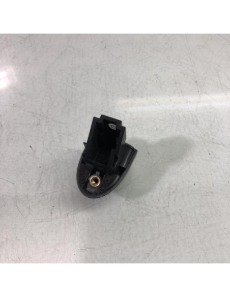 Poignee porte arriere droit BMW SERIE 1 E87 PHASE 2 Essence