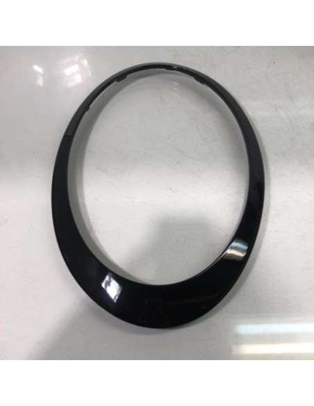 Enjoliveur de phare droit MINI MINI 3 F54 CLUBMAN PHASE 2 BREAK 