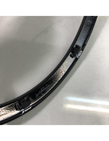 Enjoliveur de phare droit MINI MINI 3 F54 CLUBMAN PHASE 2 BREAK 