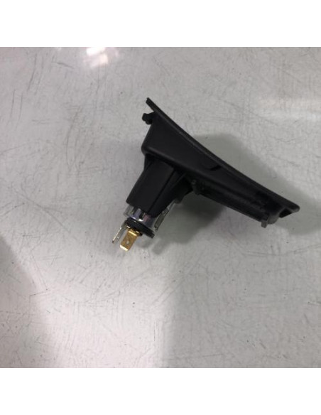 Console central (interieur plastique) BMW SERIE 1 E87 PHASE 1 Diesel