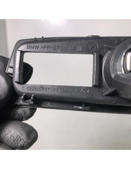 Console central (interieur plastique) BMW SERIE 1 E87 PHASE 1 Diesel