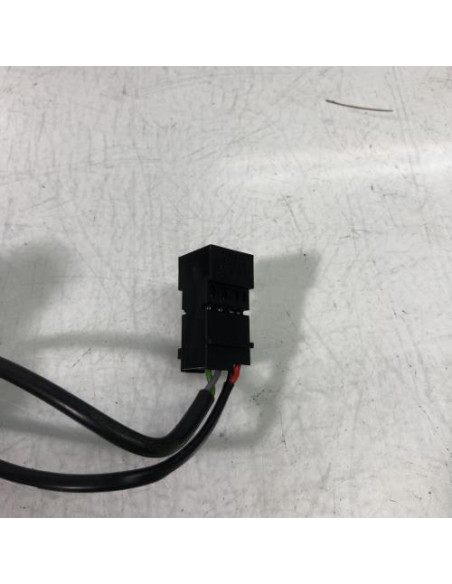 Pretensionneur de ceinture avant droit BMW SERIE 1 E87 PHASE 1 Diesel