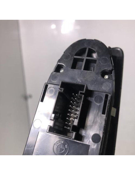 Interrupteur de leve vitre avant gauche BMW SERIE 1 E87 PHASE 1 Diesel