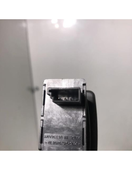 Interrupteur de leve vitre BMW SERIE 1 E87 PHASE 1 Diesel