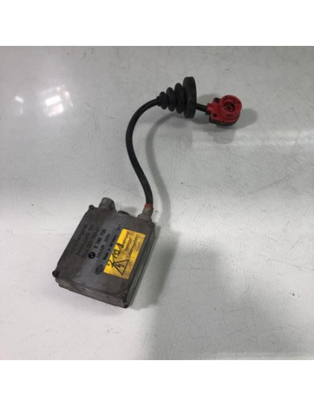 Boitier xenon BMW X5 E53 Essence