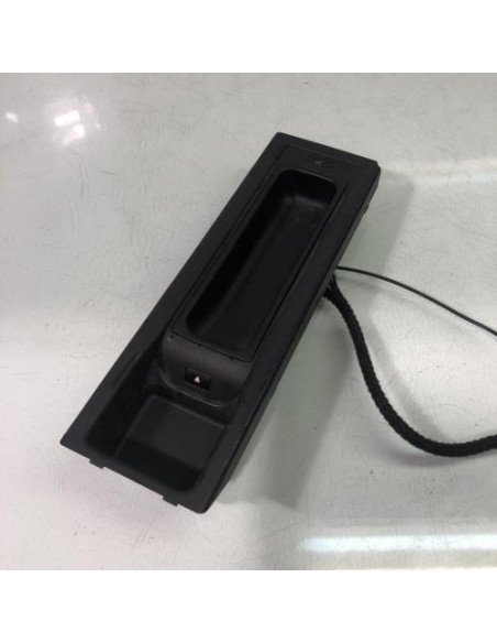 Console central (interieur plastique) BMW SERIE 3 E46 PHASE 2 Diesel