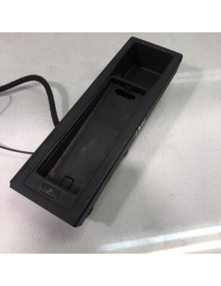 Console central (interieur plastique) BMW SERIE 3 E46 PHASE 2 Diesel
