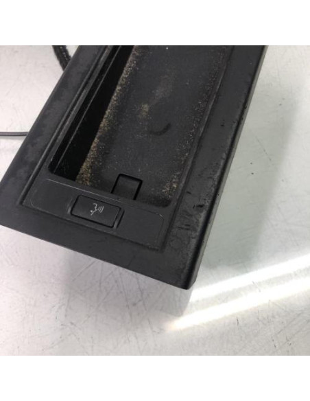 Console central (interieur plastique) BMW SERIE 3 E46 PHASE 2 Diesel