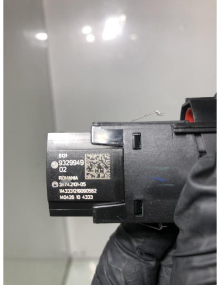 Bouton de warning MINI MINI 3 F56 PHASE 1 Essence