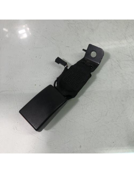 Attache ceinture arriere gauche BMW SERIE 3 F30 PHASE 1 Diesel