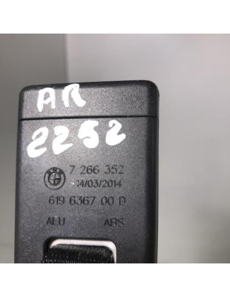 Attache ceinture arriere gauche BMW SERIE 3 F30 PHASE 1 Diesel