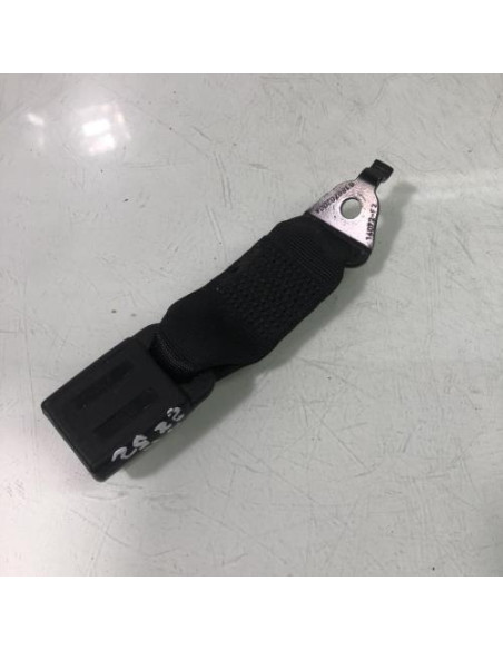 Attache ceinture arriere centrale BMW SERIE 3 F30 PHASE 1 Diesel