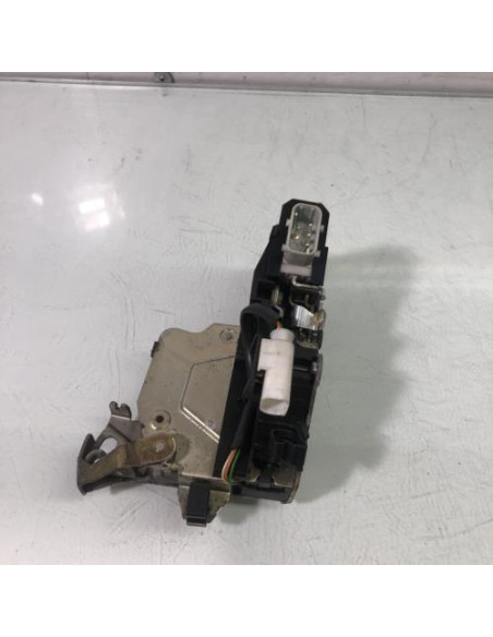 Serrure avant droit BMW SERIE 7 E38 Diesel