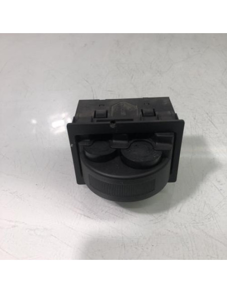 Console central (interieur plastique) BMW SERIE 7 E38 Diesel