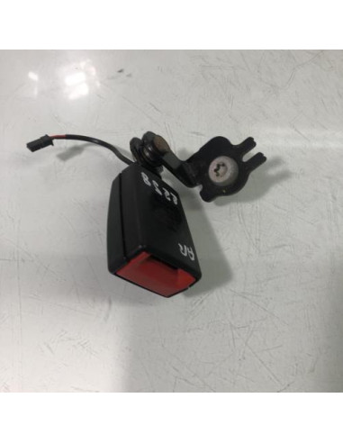 Attache ceinture arriere droit MINI MINI 3 F56 PHASE 1 Essence