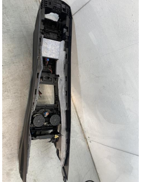 Console central (interieur plastique) BMW SERIE 1 F40 Diesel