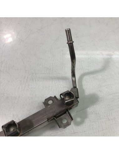 Rampe injection BMW SERIE 1 E87 PHASE 1 Essence