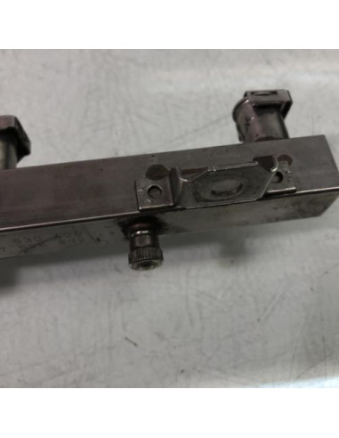 Rampe injection BMW SERIE 1 E87 PHASE 1 Essence