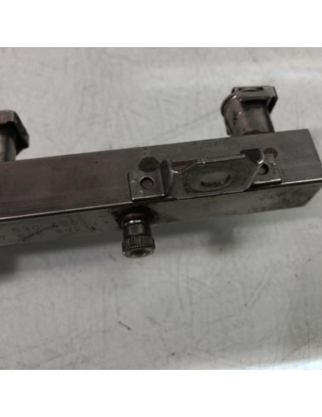 Rampe injection BMW SERIE 1 E87 PHASE 1 Essence