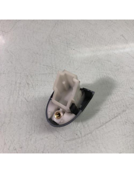 Poignee porte arriere gauche BMW SERIE 1 E87 PHASE 1 Essence