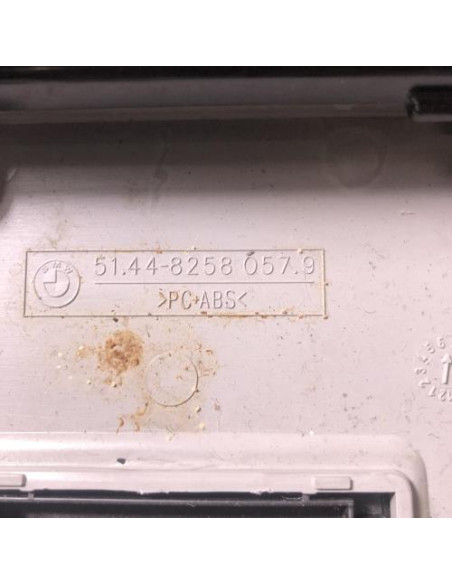 Eclairage de plafonnier BMW X5 E53 Diesel