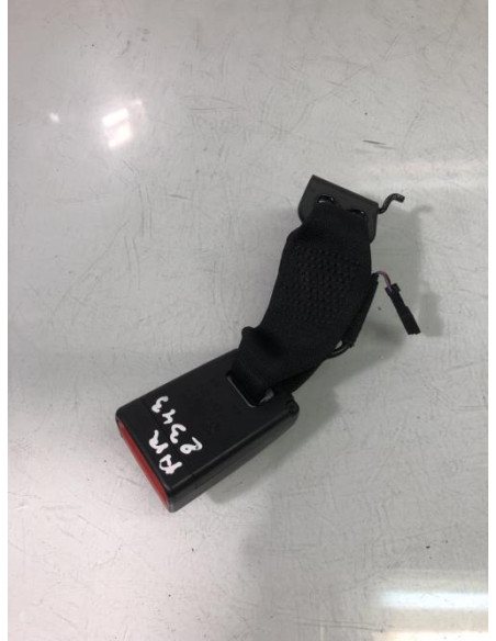 Attache ceinture arriere gauche BMW SERIE 1 F20 PHASE 1 Diesel