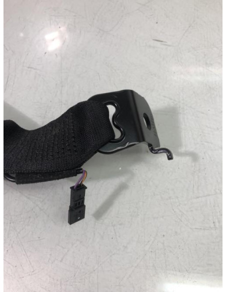 Attache ceinture arriere gauche BMW SERIE 1 F20 PHASE 1 Diesel