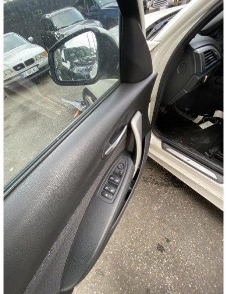 Support poignee porte avant droite BMW SERIE 1 F20 PHASE 1 Diesel