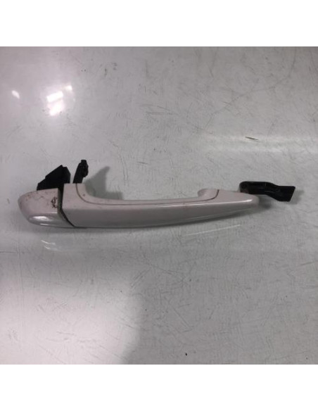 Poignee porte avant droit BMW SERIE 1 F20 PHASE 1 Diesel