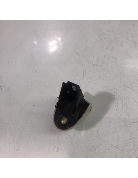 Poignee porte avant droit BMW SERIE 1 F20 PHASE 1 Diesel