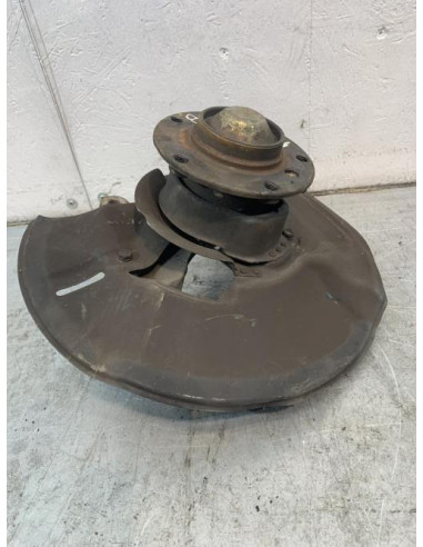 Fusee avant gauche BMW SERIE 7 E38 Diesel