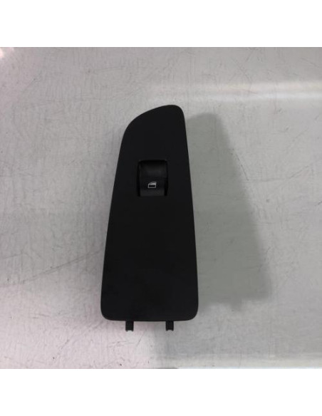 Interrupteur de leve vitre avant droit BMW SERIE 1 E81 