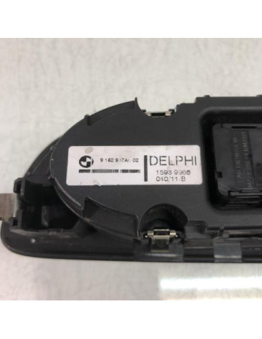 Interrupteur de leve vitre avant droit BMW SERIE 1 E81 