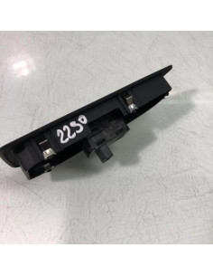 Interrupteur de leve vitre avant droit BMW SERIE 1 E87 PHASE 1 Diesel 2