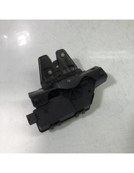 Serrure de coffre BMW SERIE 3 E46 COUPE PHASE 2 Diesel